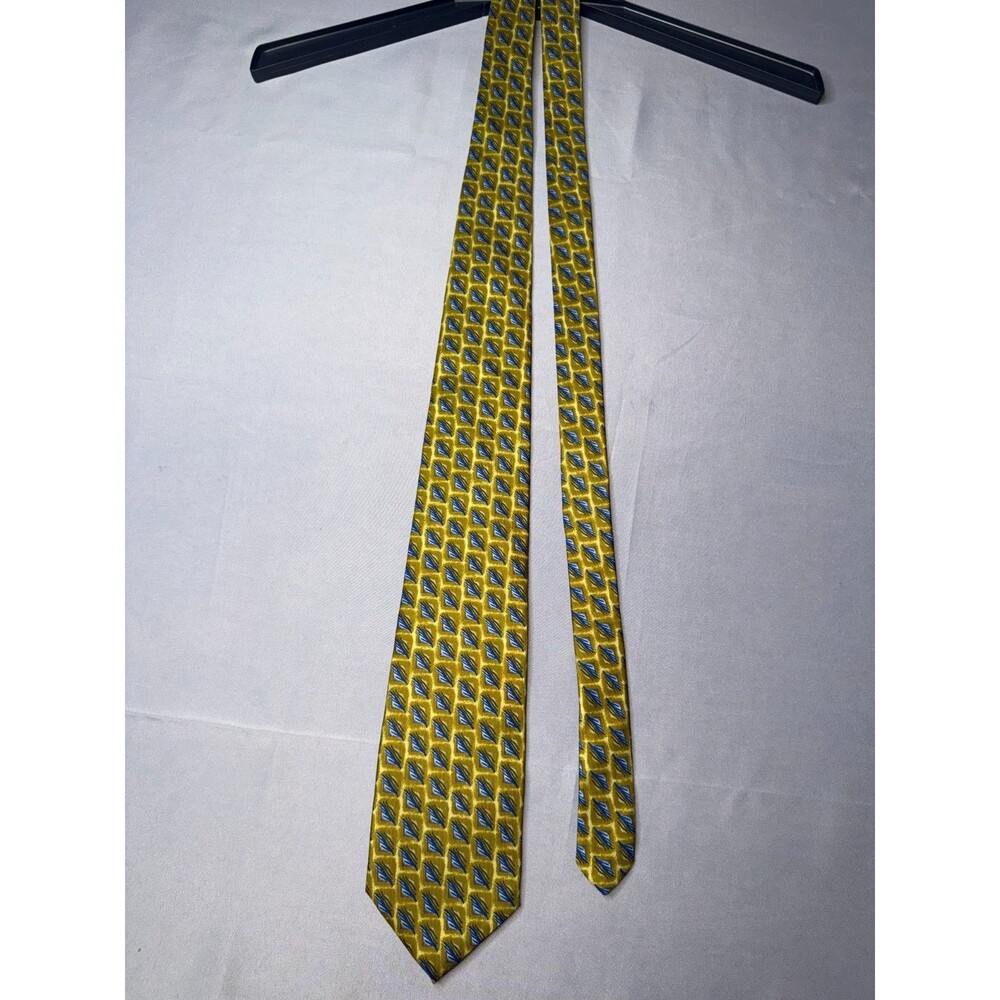 Vintage Robert Talbott Best-of-Class Hand-Sewn Imported 100% Silk Old-Money Tie